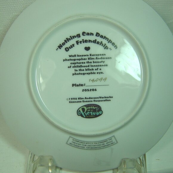6" Kim Anderson's Pretty as a Picture plate-"Nothing Can Dampen our Friendship" - Picture 3 of 4